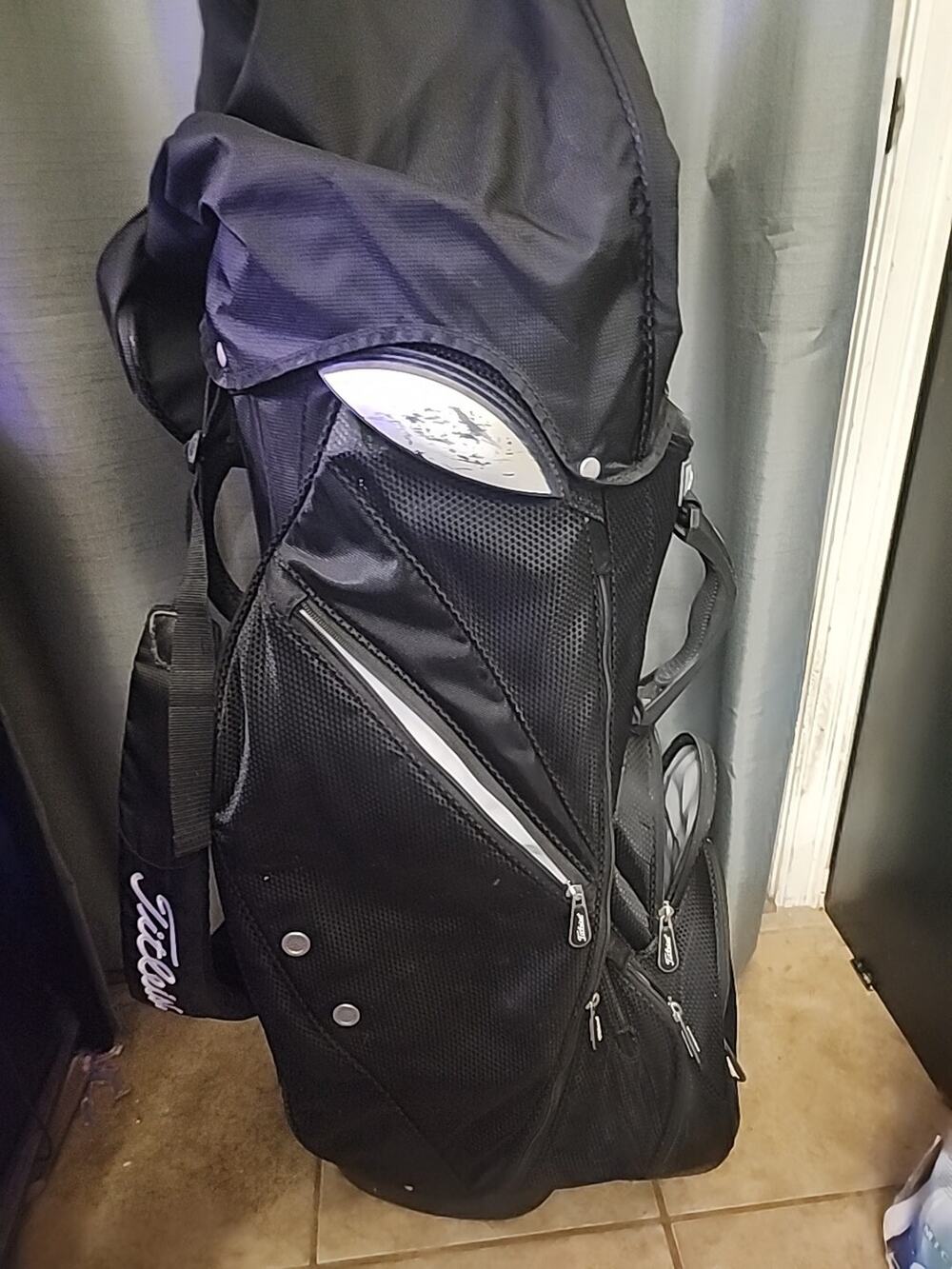 Titleist Golf Lightweight Cart Bag W/ 14-Way Dividers Black